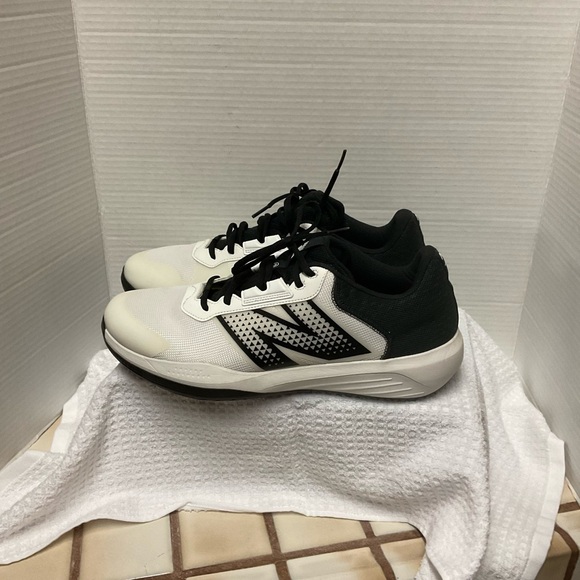 New Balance 696v6 - Picture 3 of 8